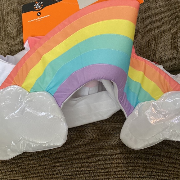 🌈Host Pick🌈NWT Hyde And EEK Pet Light-Up Rainbow Pet Costume - Picture 3 of 7